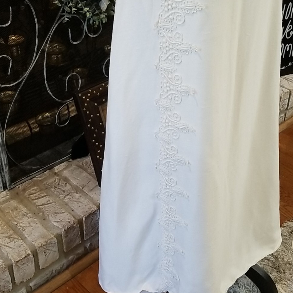 Vintage Shantung Wedding Dress w/ Bustle, size S - Picture 5 of 16
